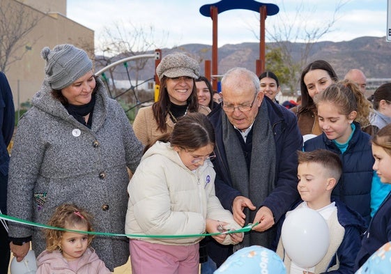 El parque es un nuevo espacio para el recreo y el ocio al aire libre.