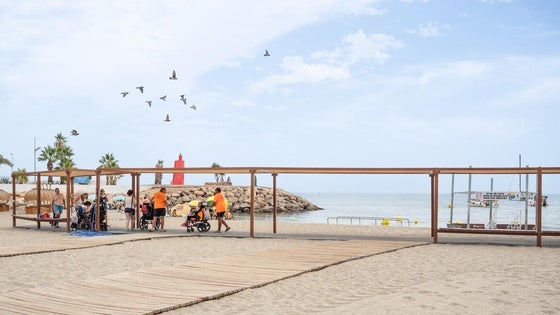 Adjudican las nuevas pasarelas de madera para las playas de Roquetas