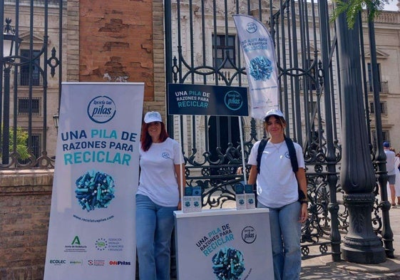 Uno de los puestos informativos sobre el reciclaje.