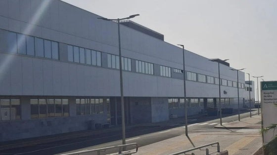 El PSOE reclama una solución de transporte público hasta que llegue el bus urbano al Hospital