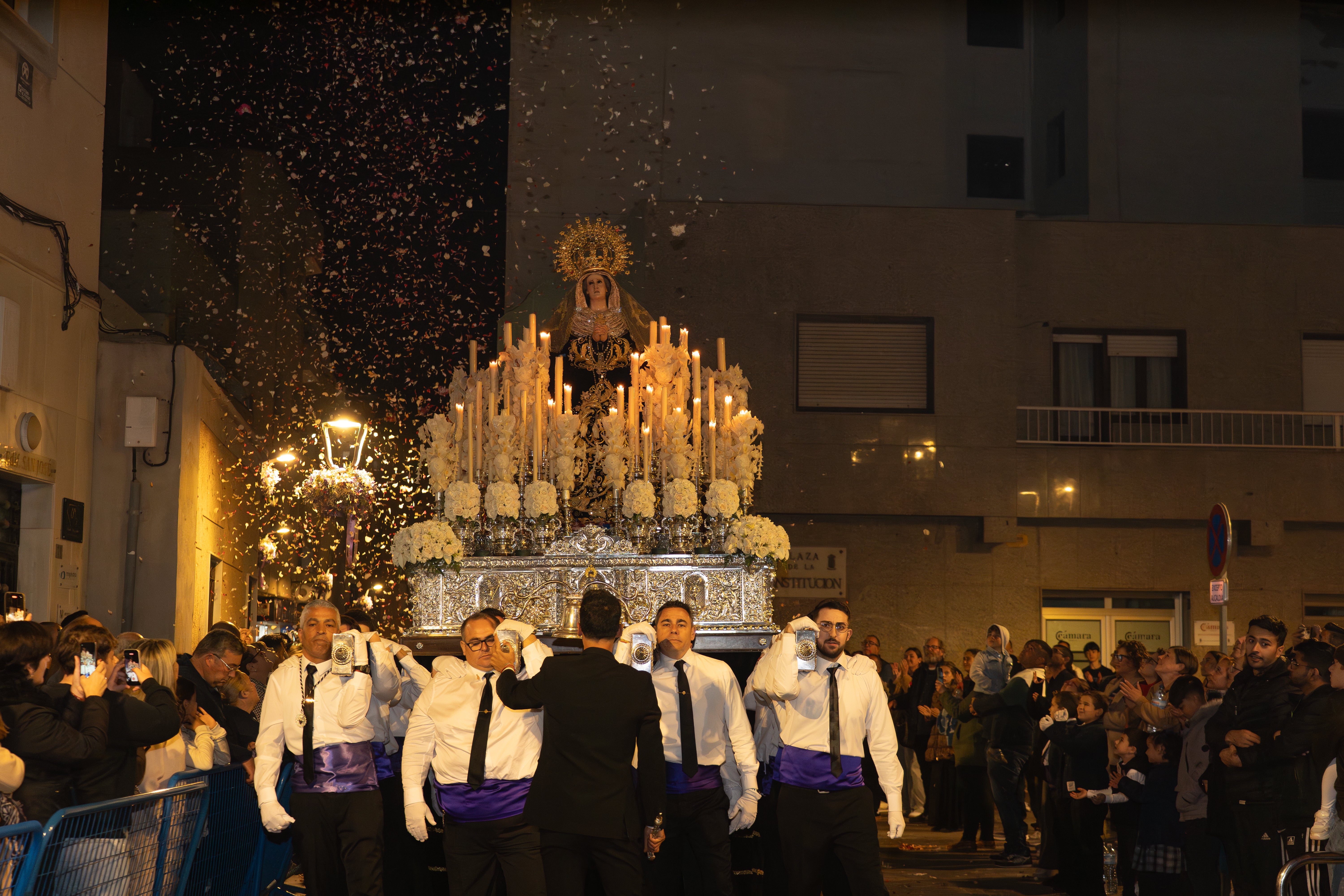 Así se vivió la procesión de Nuestra Señora de Los Dolores