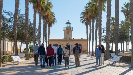 Roquetas regresa con el plan de visitas teatralizadas 'Tierra, Sal e Historia'