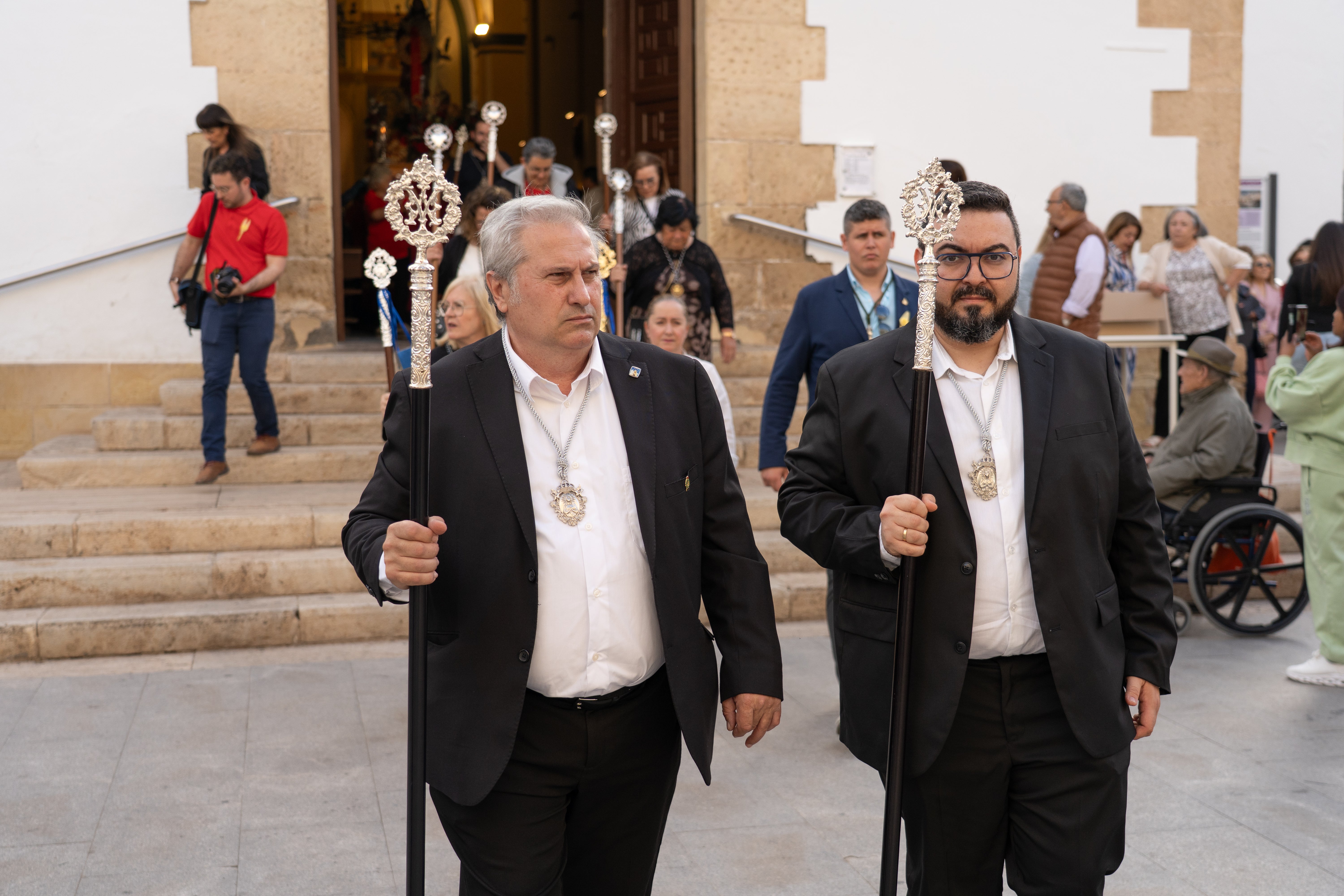 San Marcos recorre en procesión las principales calles de Roquetas, en imágenes