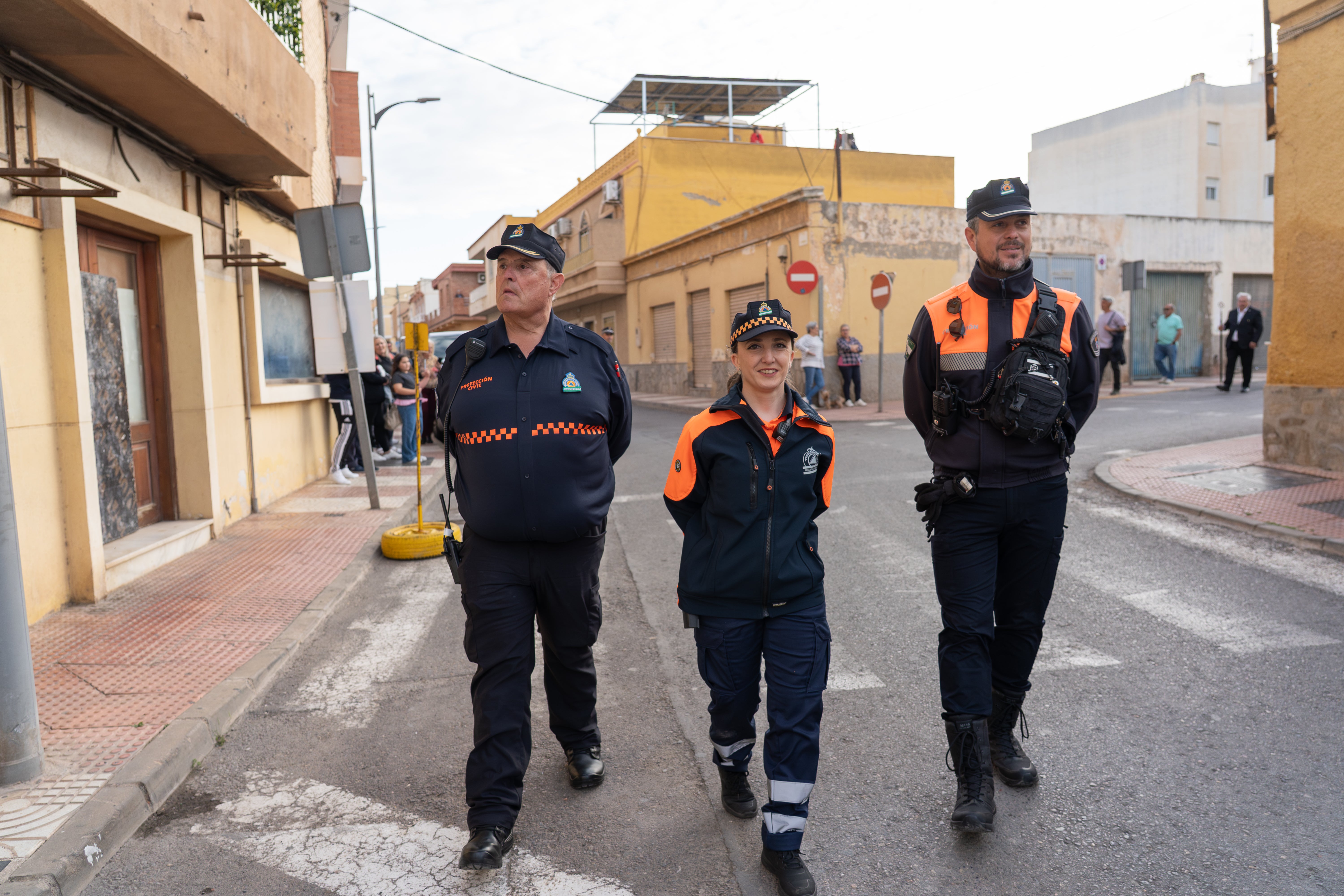 San Marcos recorre en procesión las principales calles de Roquetas, en imágenes