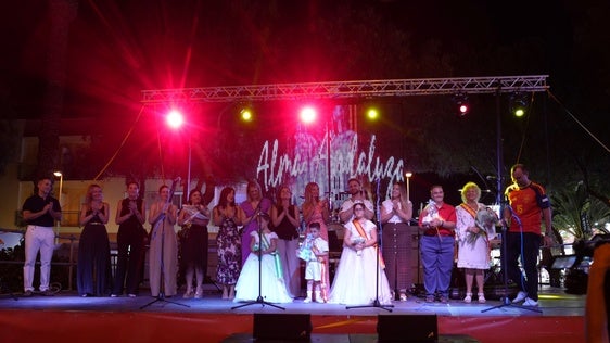 Hinchables acuáticos, ofrenda floral a la Virgen del Mar y desfile de carrozas: el plan para este sábado en Las Marinas