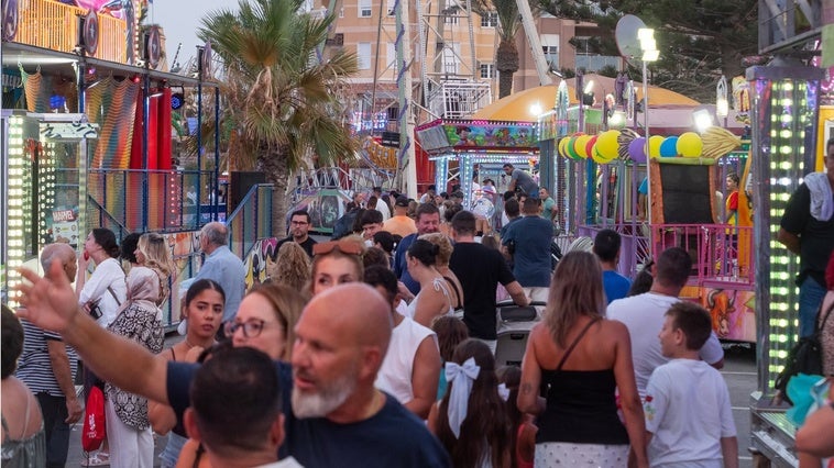Cucaña y procesión terrestre marítima: Roquetas se prepara para su día grande de las Fiestas del Puerto