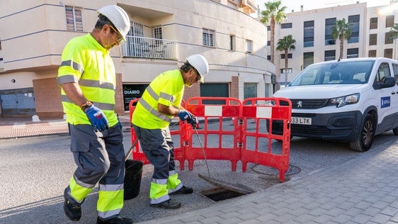 Roquetas prepara la red para evitar problemas durante la temporada de lluvias