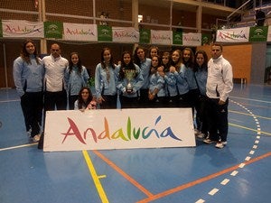Las roqueteras del Al-Bayyana de voleibol consiguen el Campeonato de Andalucía cadete