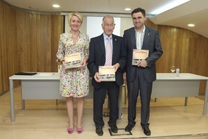 Presentado el libro 'Sal y Albero' con motivo del décimo aniversario de la Plaza de Toros