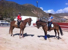 El mundo del caballo echa a andar en Roquetas gracias a su Club Hípico