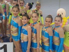 El Club Purpurina vuelve a saca con 11 podium