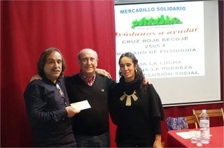 Posidonia denuncia las trabas de las administraciones a su mercadillo solidario