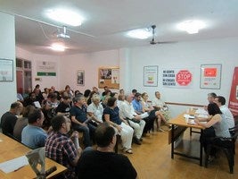IU presenta un programa con 300 medidas para romper con el modelo «especulativo»
