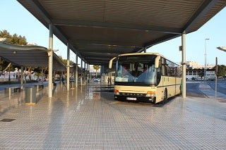 El PSOE arremete contra C´s por impedir la implantación del bus universitario gratuito
