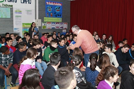 Estudiantes del IES El Parador se acercan al mundo del periodismo