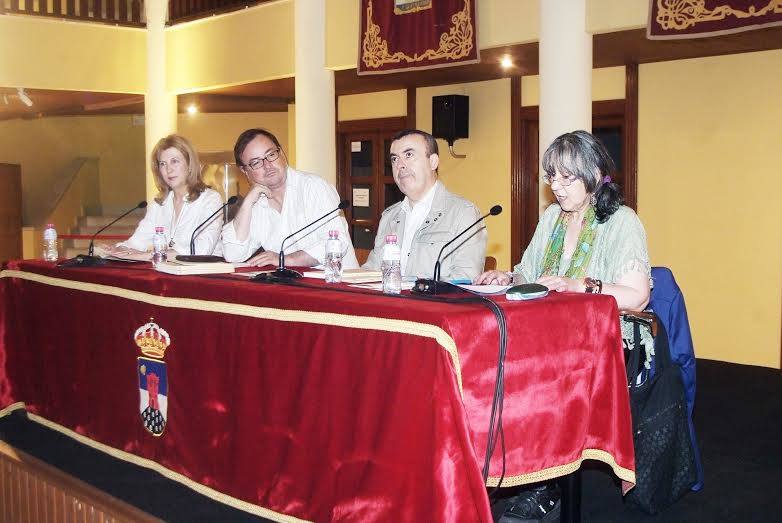 Encuentro literario con Lorenzo Silva y Manuel Martín Cuenta, en el Castillo de Santa Ana