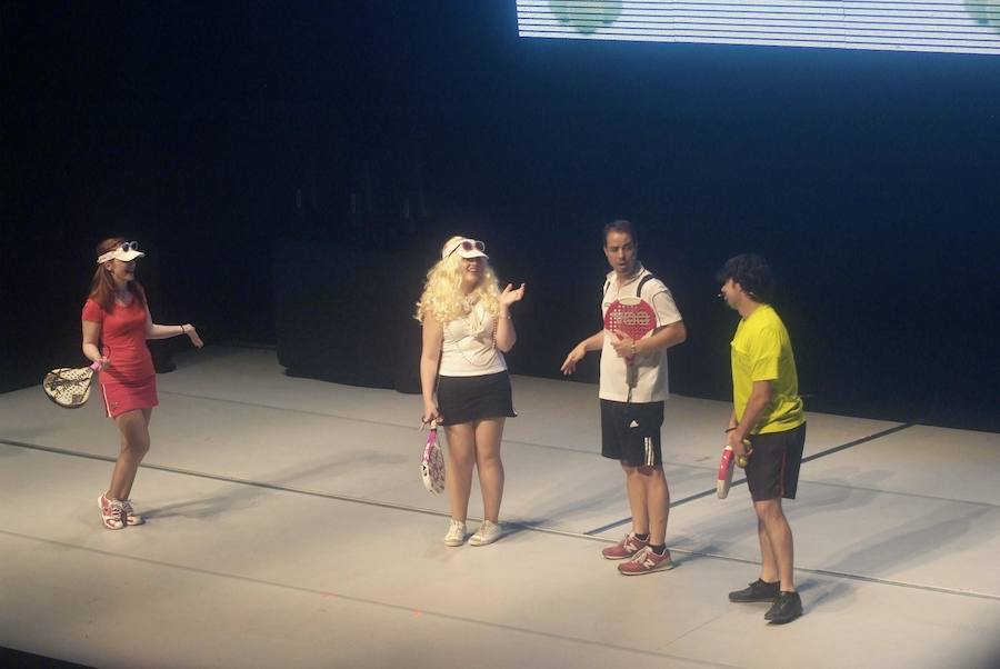 ULa Escuela de Teatro representó un ‘Al otro lado de la cama’ solidario