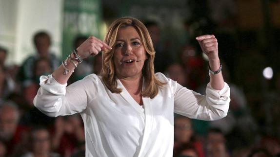 Susana Díaz: «Los votos del PSOE son para un gobierno con Pedro Sánchez a la cabeza»