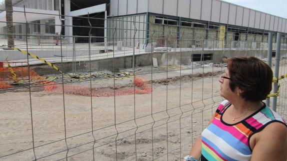 IU denuncia el retraso de las obras del Mercado de Abastos