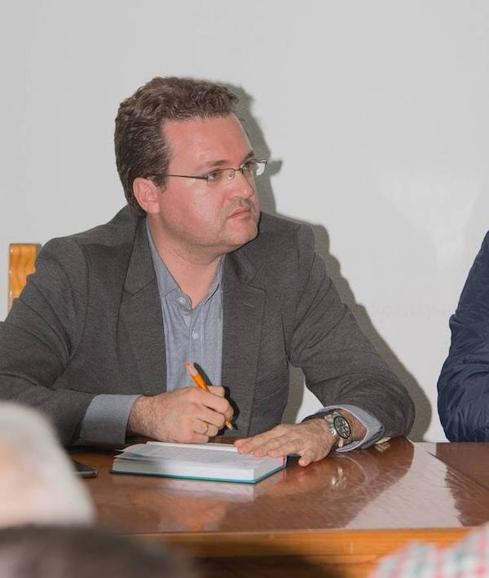 Clemente renuncia al acta de concejal para centrarse en ser diputado de C’s