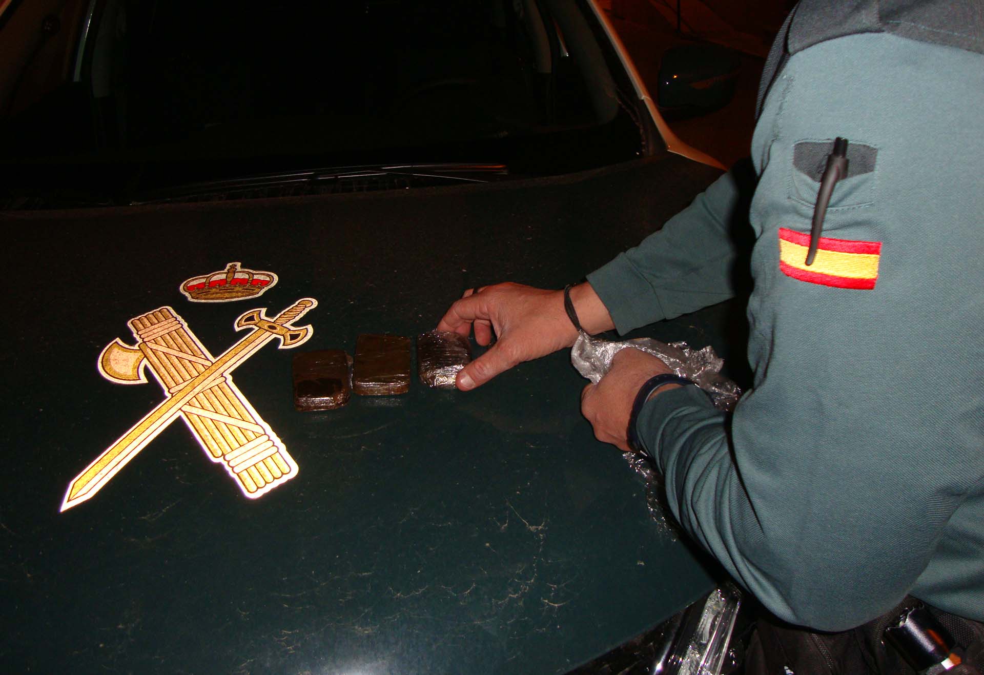 Detenido un conductor con 300 gramos de hachís ocultos en el asiento del copiloto