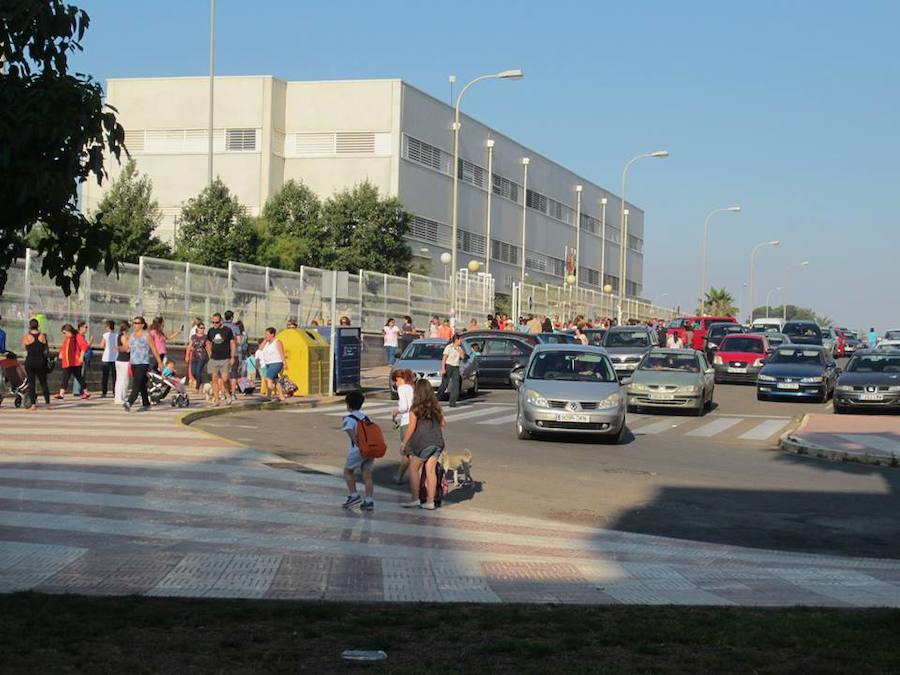 En marcha los accesos al CEIP Las Salinas y el arreglo de la Plaza Ortiz de Villajos
