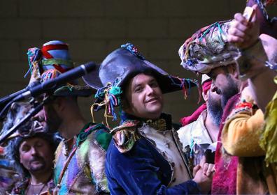 Imagen secundaria 1 - 'Brigada amarilla, agüita con nojotros', 'Los carnívales' y 'Las cachivache'.