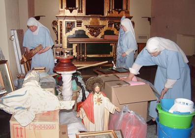 Imagen secundaria 1 - Firma del contrato de alquiler con opción a compra, las Siervas de María cuando abandonaron el edificio en 2006 y vista de la torre del palacio.