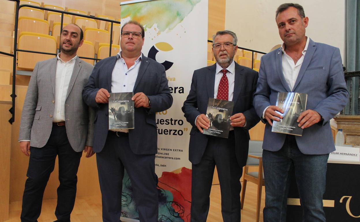 Presentan el libro 'solidaridad y comunión entre las personas'