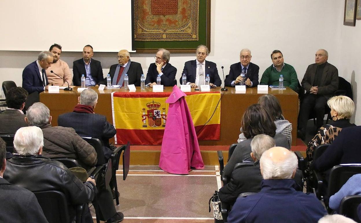 Presentada oficialmente la nueva Escuela Taurina de Úbeda