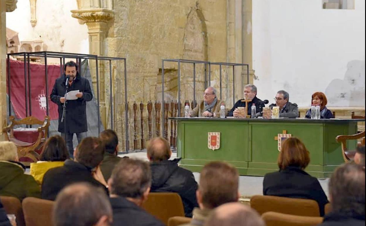 Presentación del programa oficial de actos, cultos y procesiones de la Semana Santa de Úbeda
