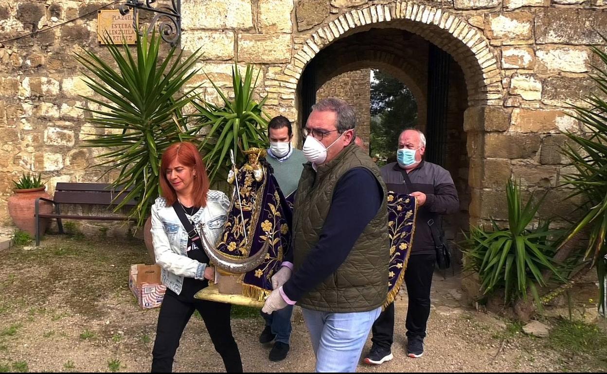 Inusual traslado de la Virgen de Guadalupe a Úbeda tras suspenderse su romería