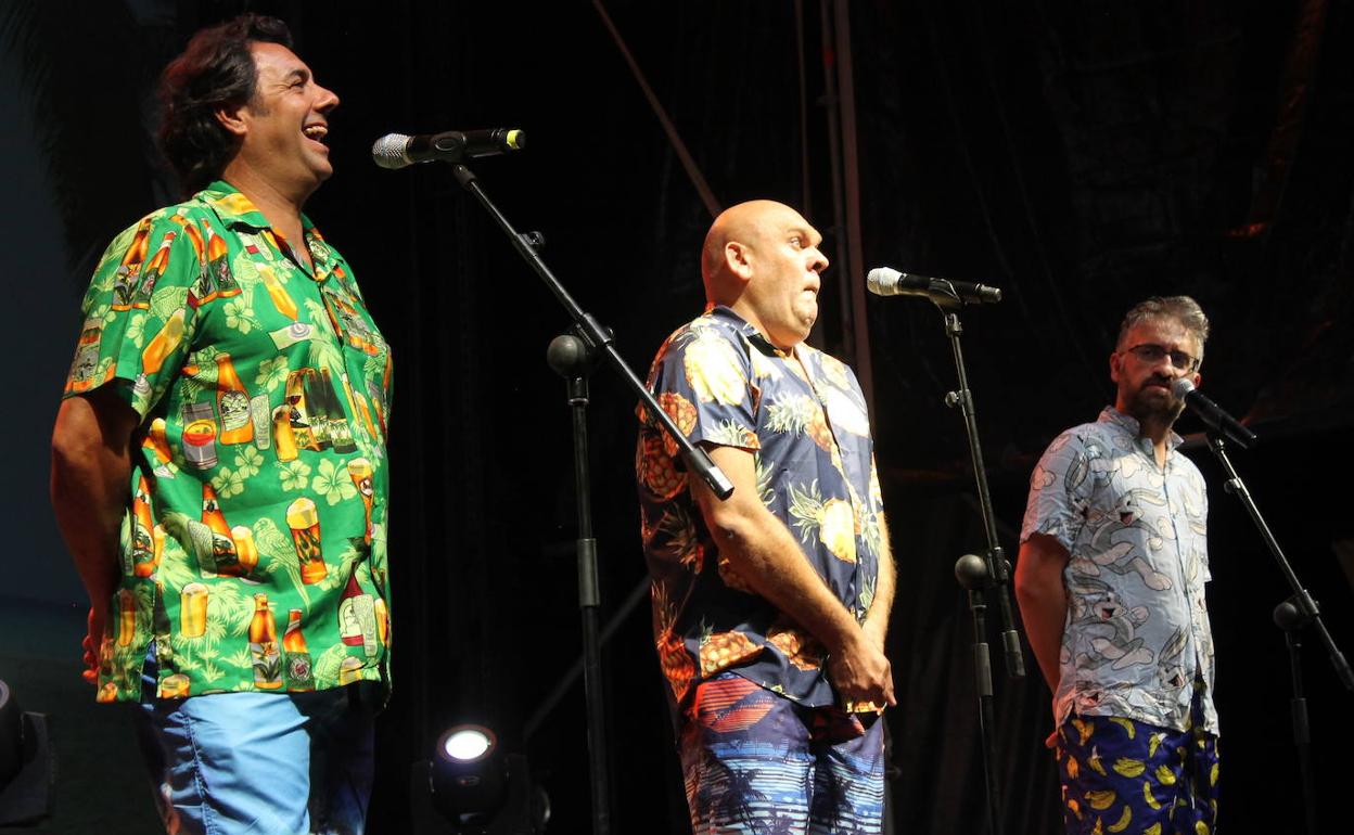 El 'comandante Lara' hace reír a Úbeda con un show veraniego y fresco