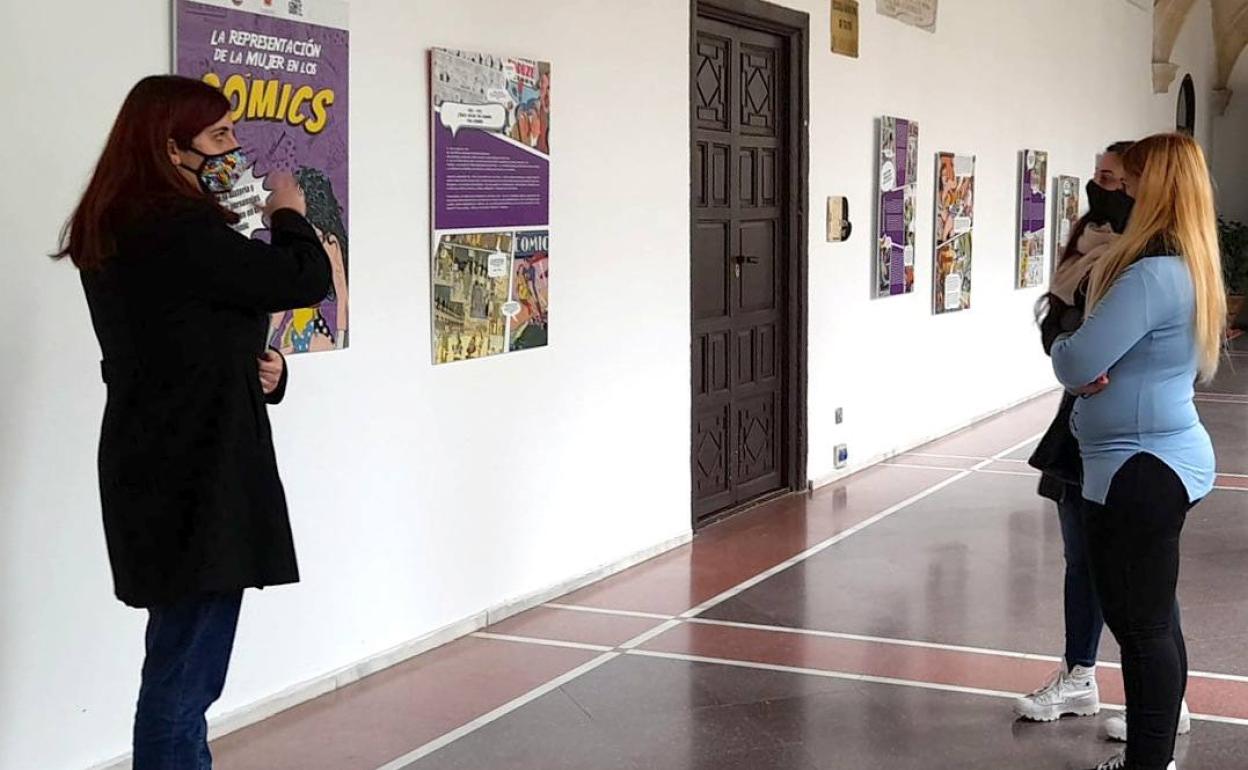 La exposición 'La representación de la mujer en los cómics' permanecerá todo el mes de marzo