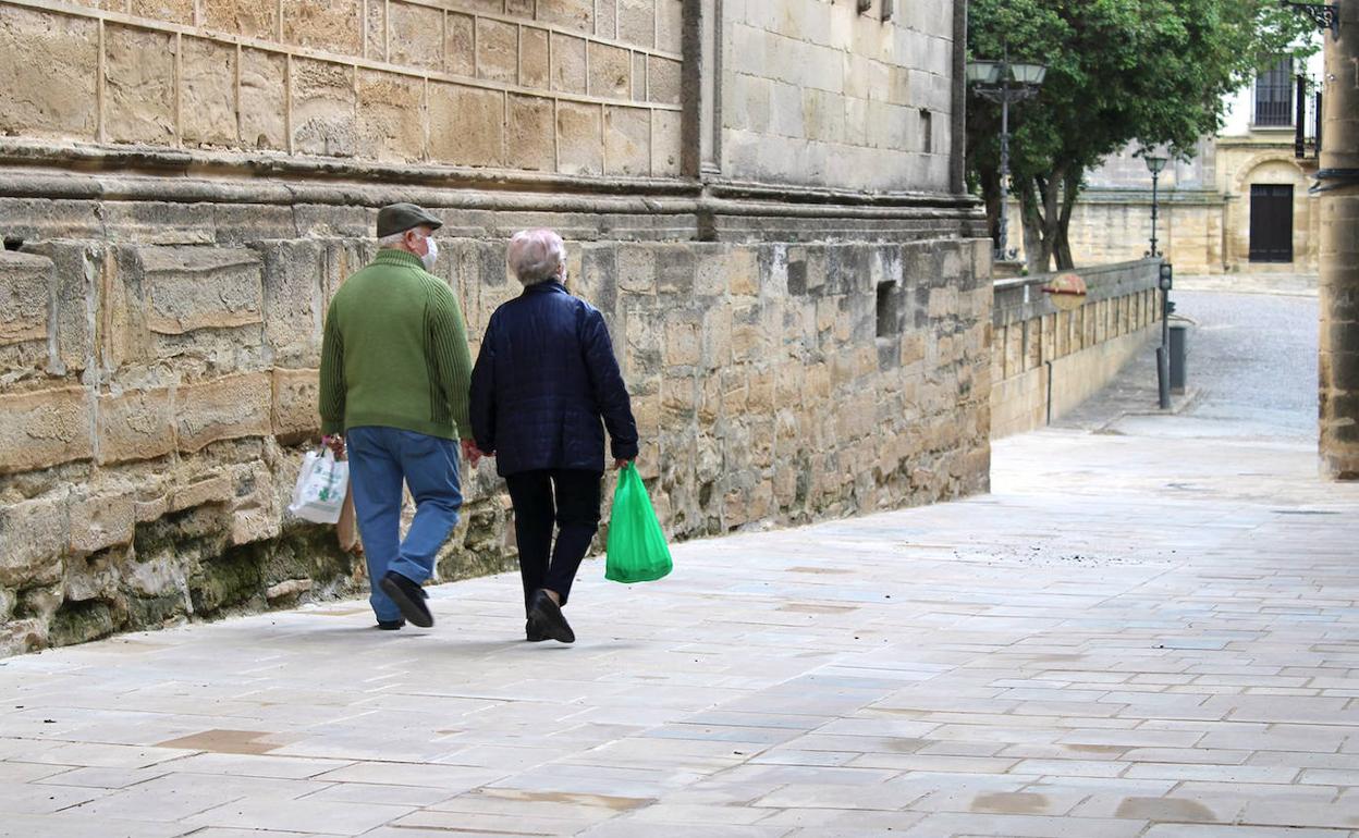 Un centro histórico «más accesible» tras la rehabilitación de la calle Juan Montilla