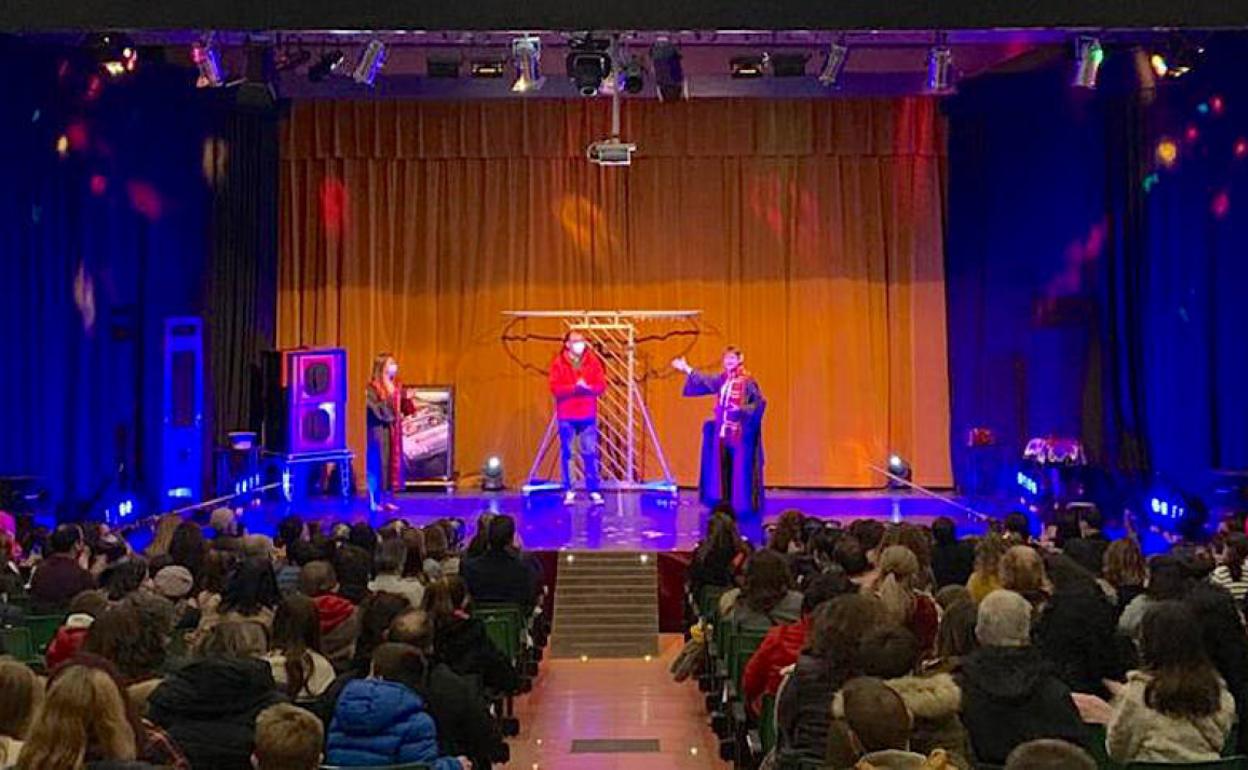 'The magic show'.