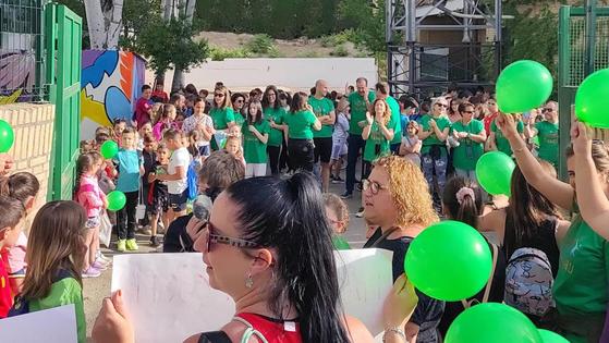 Nueva concentración para reivindicar una segunda unidad de Infantil en el Juan Pasquau