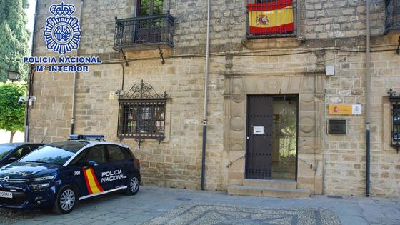 Detenido en Úbeda por falsificar contratos de compraventa de vehículos