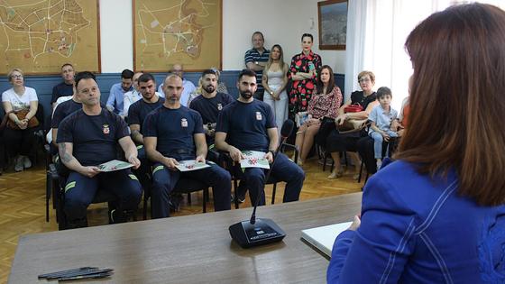 Seis efectivos se incorporan definitivamente al parque de bomberos