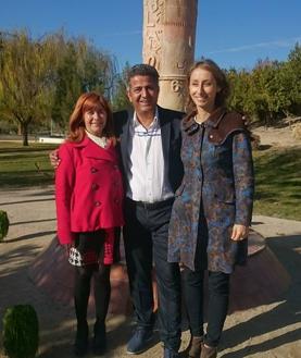 Imagen secundaria 2 - El artista Tomás Fernández expone su muestra &#039;Bolis Bolis&#039; en la galería Anú