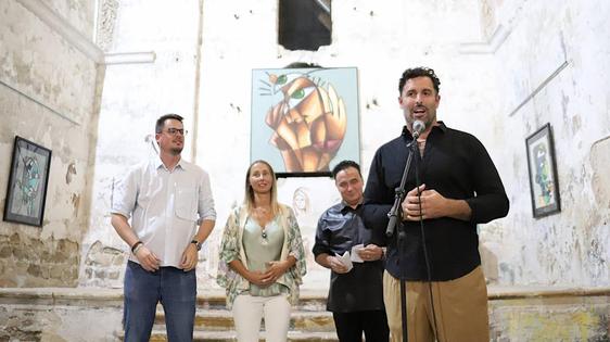'Belin' expone sus obras de 'Línea viva' en la iglesia de San Lorenzo