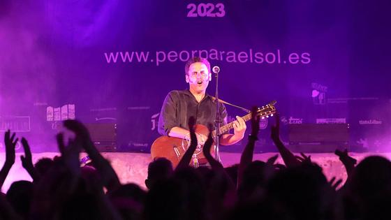 Depedro hizo vibrar los centenarios muros de San Lorenzo