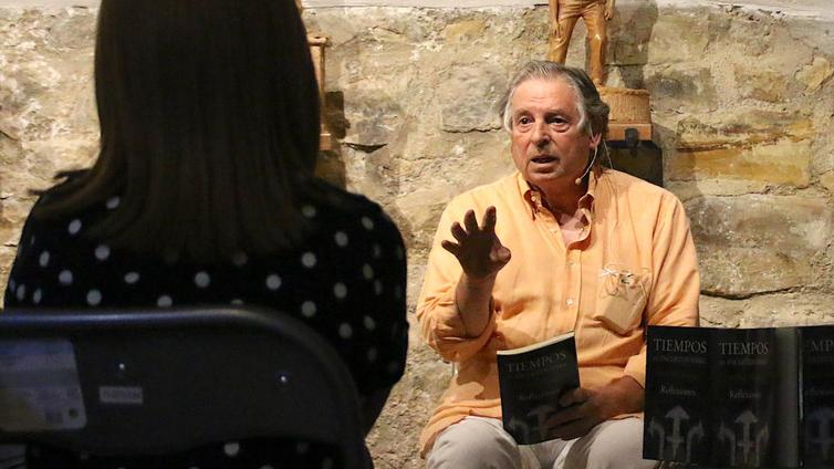 Presentación del nuevo libro de Juan José Almagro
