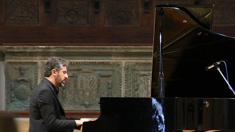 El pianista Javier Negrín protagonizará el tercer Memorial Diego Martínez