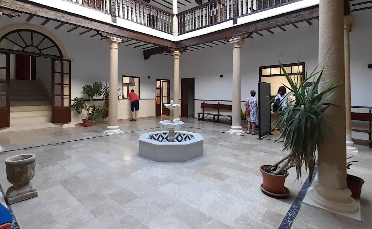 Patio de la sede actual del Ayuntamiento.