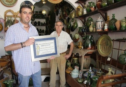 Mención especial para Melchor Tito en la Bienal de Cerámica de Talavera