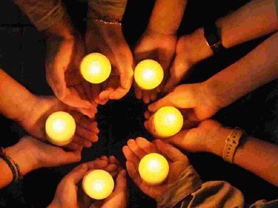 El Grupo Scout Xavier repartió la Luz de la Paz traída desde Belén