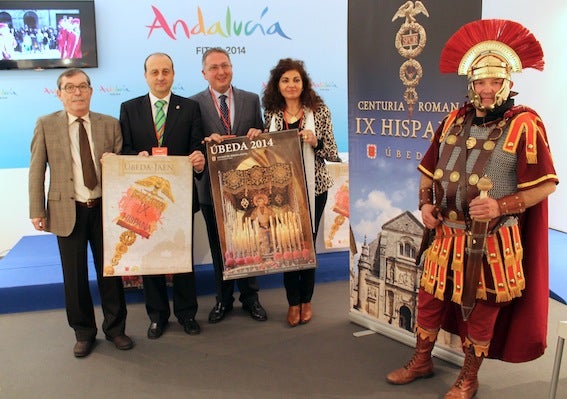 La Centuria Romana de la Humildad lleva hasta Fitur la majestuosidad de la Semana Santa de Úbeda