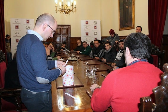 Catorce agrupaciones participarán en el concurso de Carnaval, que tendrá semifinales