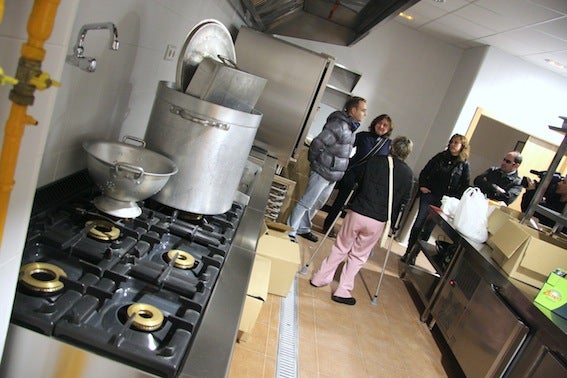 Tirada benéfica de pichón de la Sociedad de Caza Los Cerros en favor de Fejidif y Cáritas